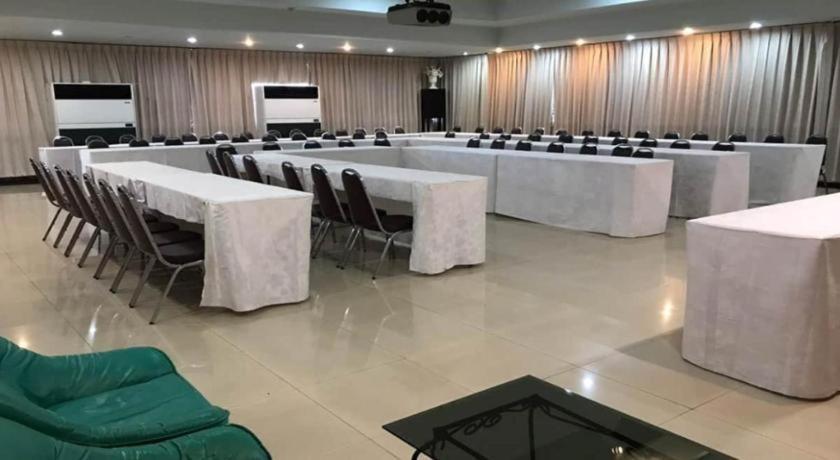 לאמפאנג Oyo 903 Madame Kim Hostel מראה חיצוני תמונה